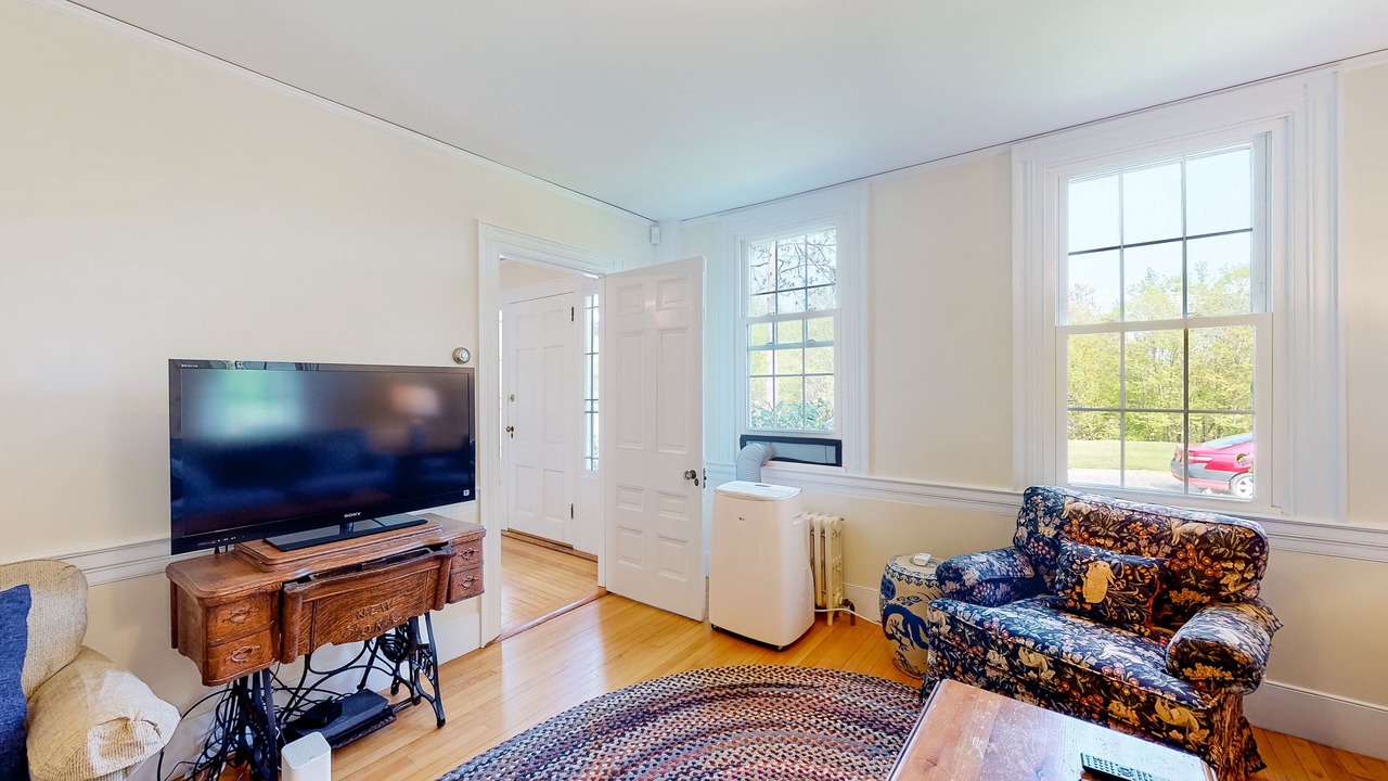 Photo of Livingroom in Brunswick