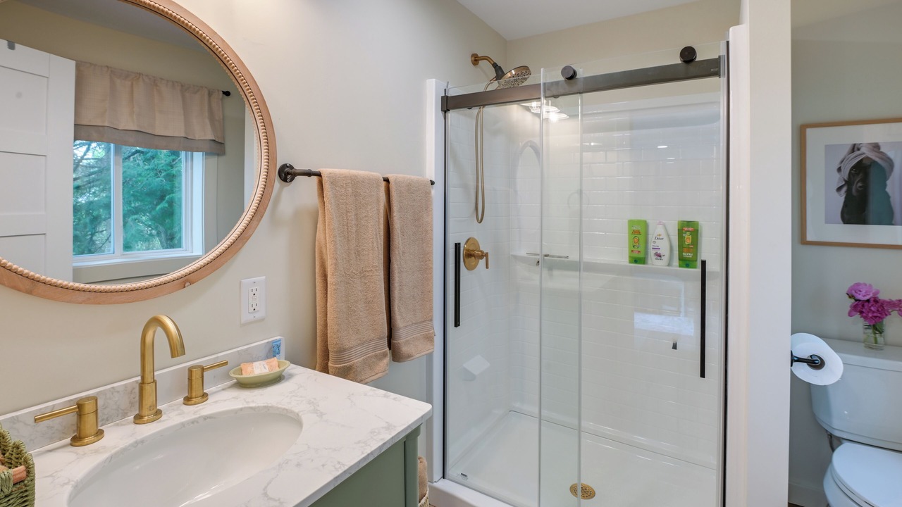 Photo of Bathroom in Saint David