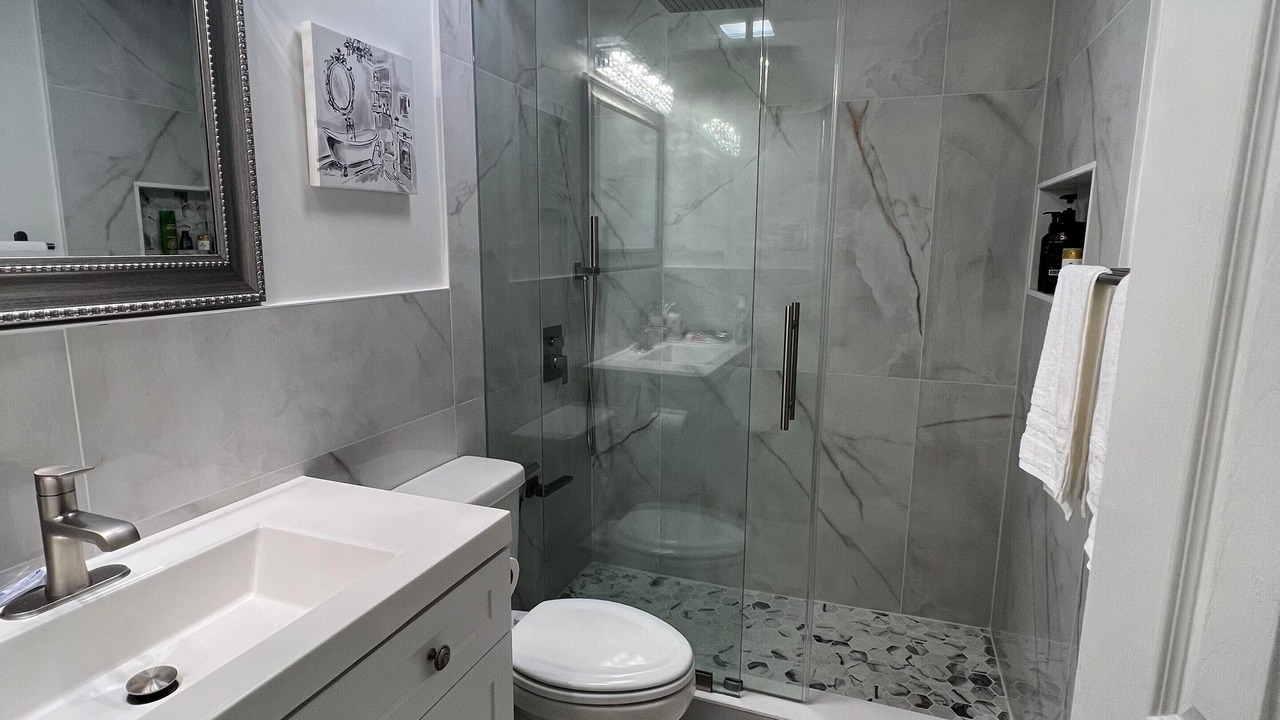 Photo of Bathroom in Naples Park