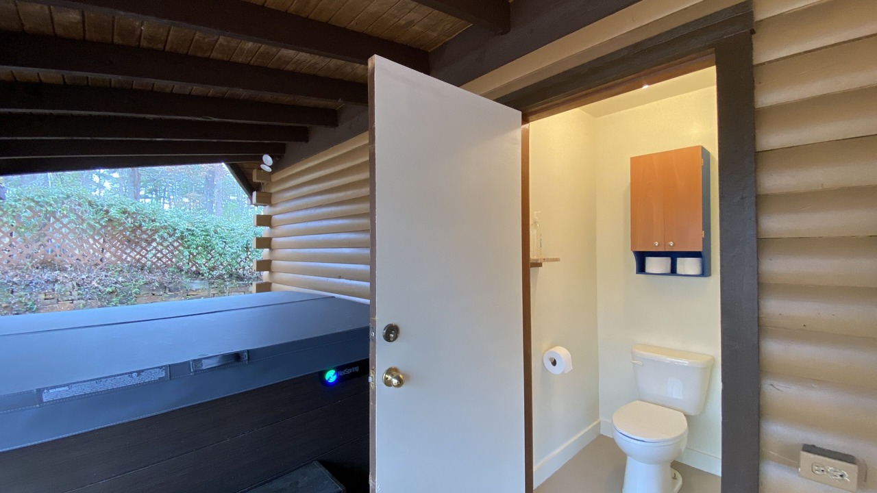 Photo of Bathroom in Gladewater