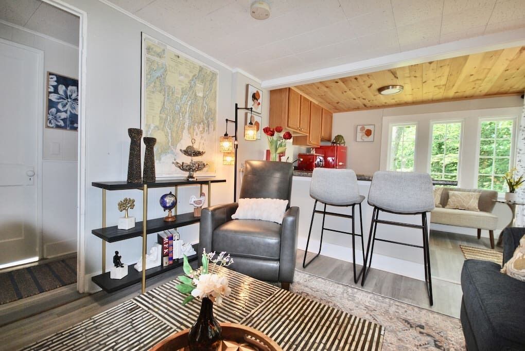 Photo of Livingroom in Edgecomb