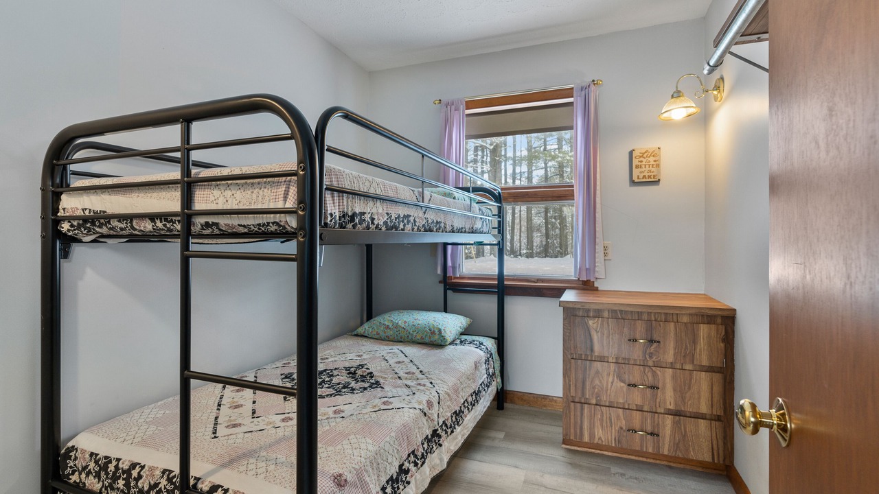 Photo of Bedroom in Litchfield