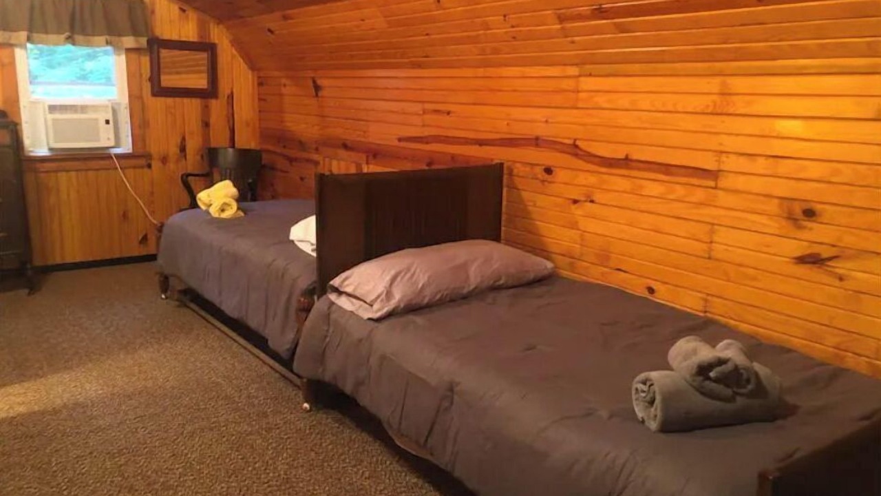 Photo of Bedroom in Leeper