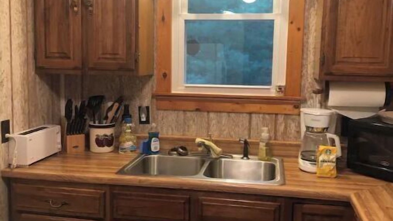 Photo of Kitchen in Leeper