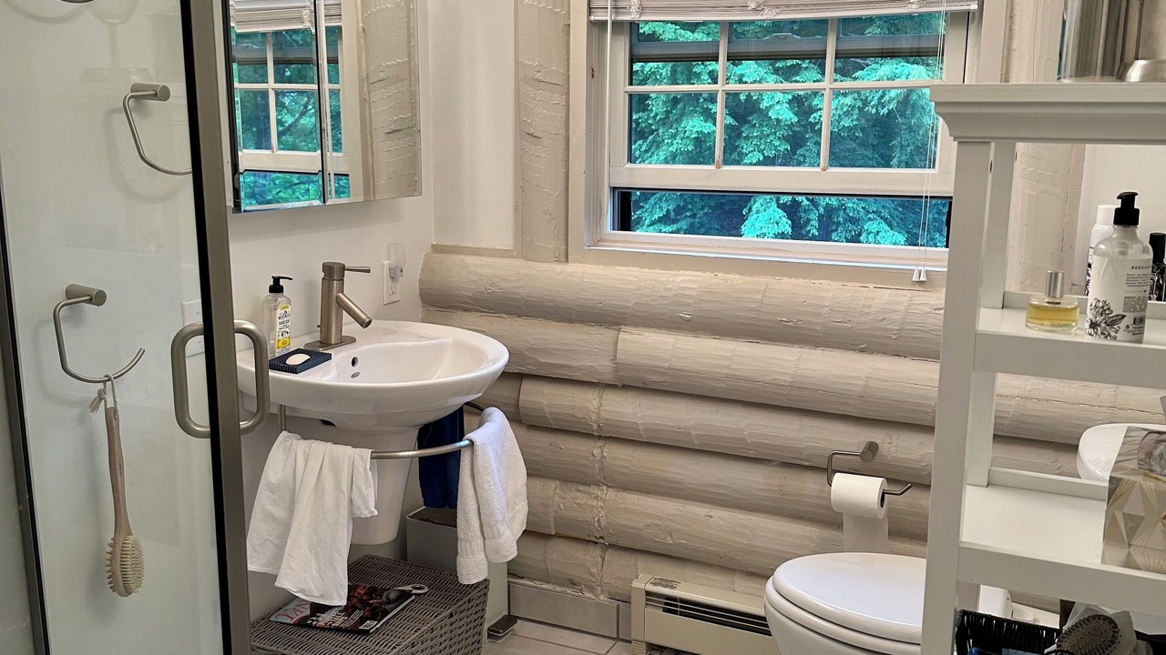 Photo of Bathroom in Lake George