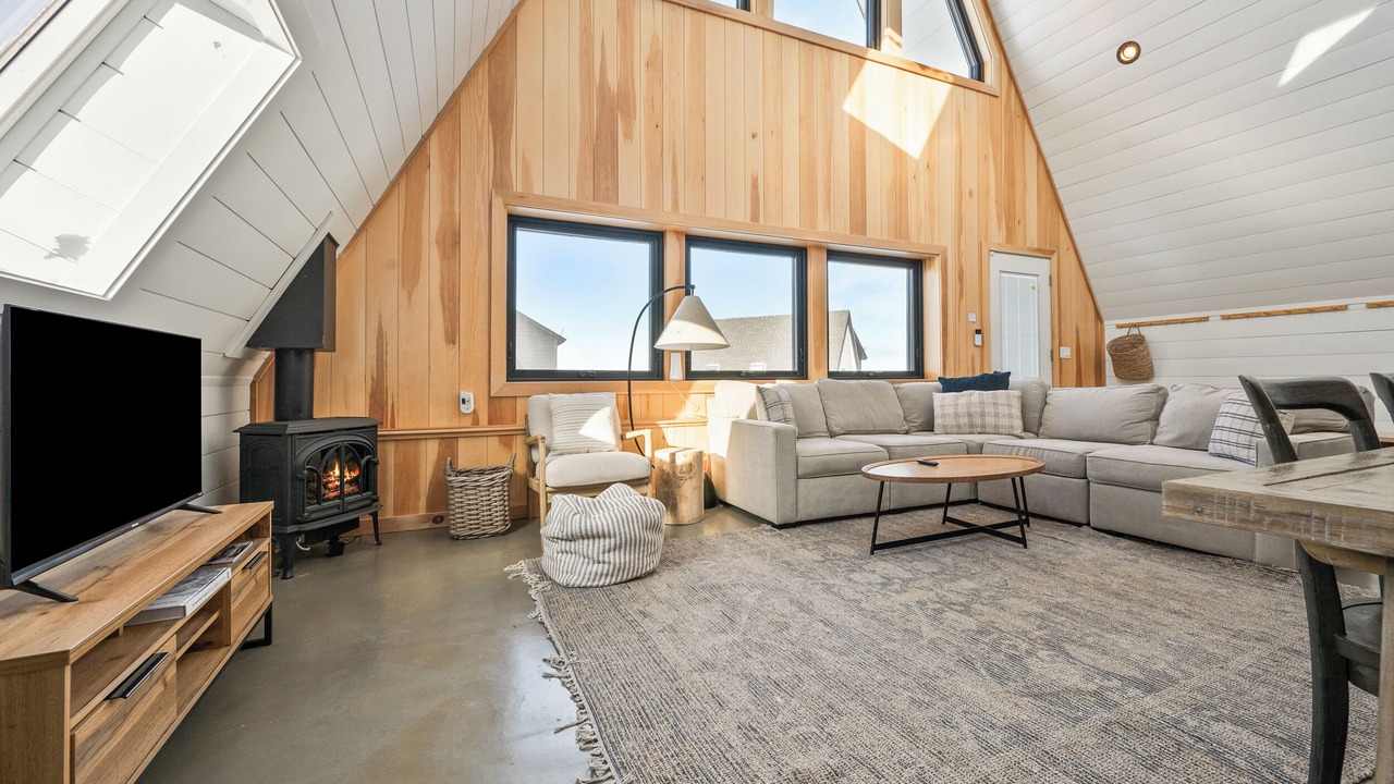 Photo of Livingroom in Rangeley