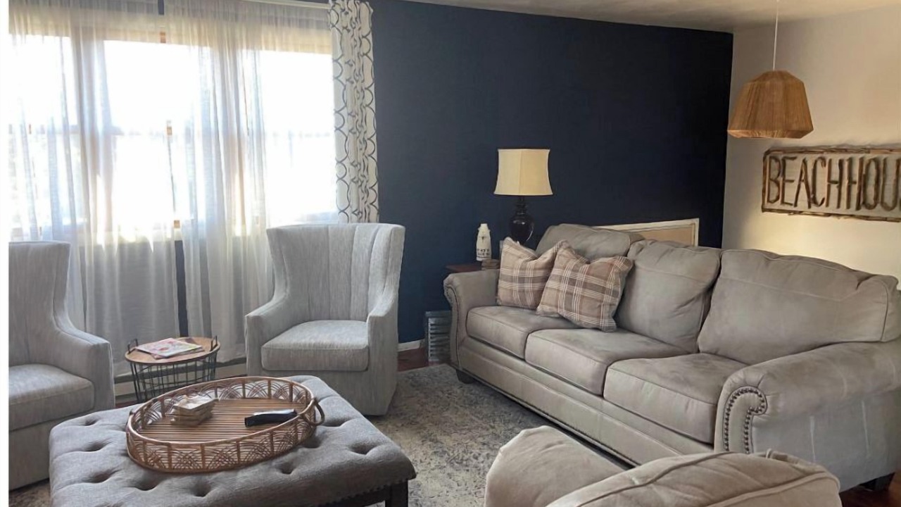 Photo of Livingroom in Eastward Look