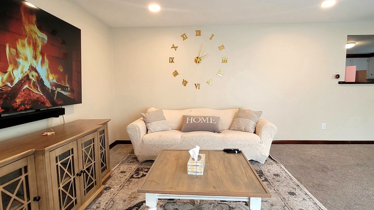 Photo of Livingroom in Cheektowaga