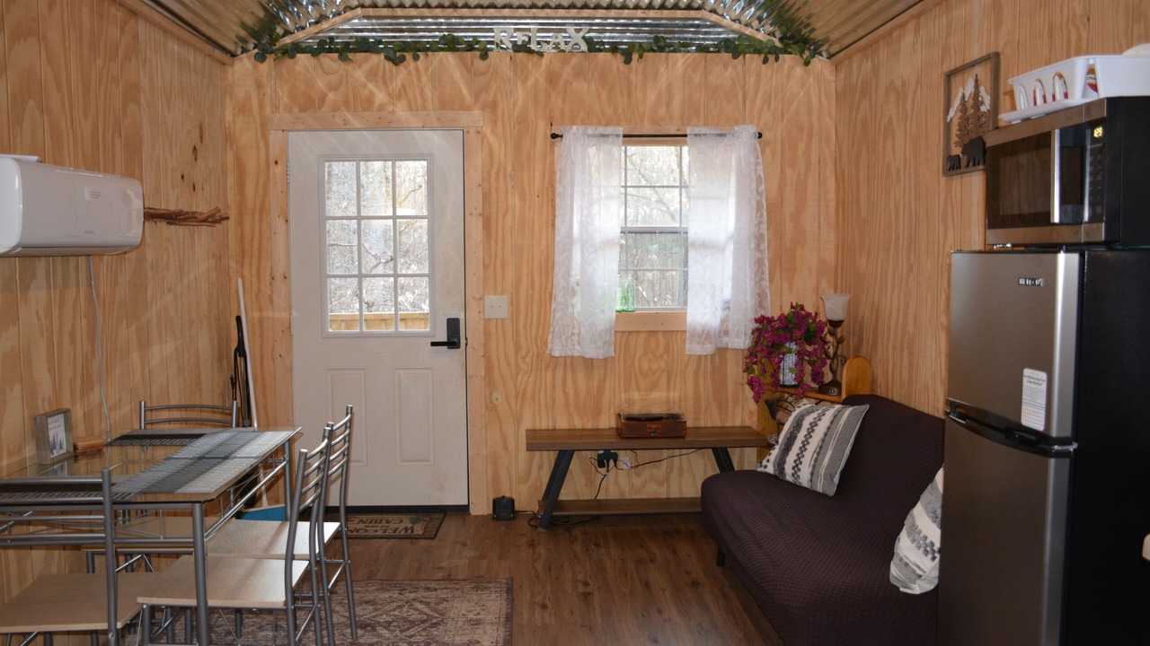 Photo of Livingroom in Lexington