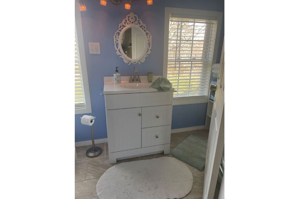 Photo of Bathroom in Mercer