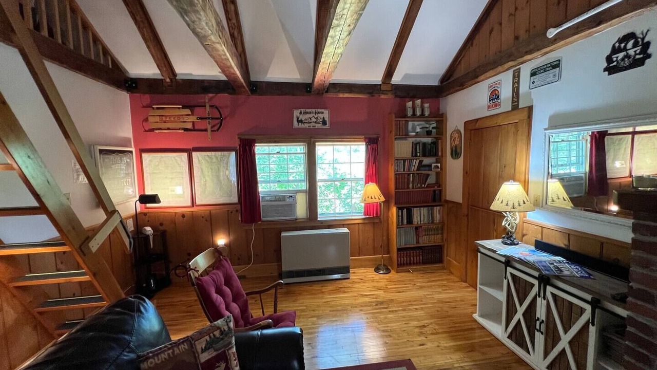Photo of Livingroom in Chatham