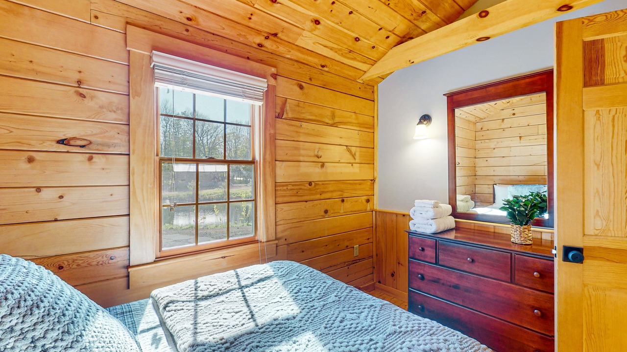Photo of Bedroom in Lincolnville