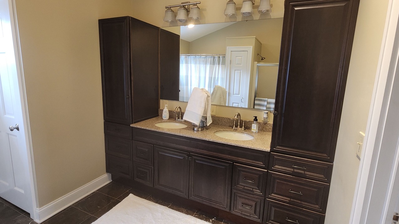 Photo of Bathroom in Town of Reading