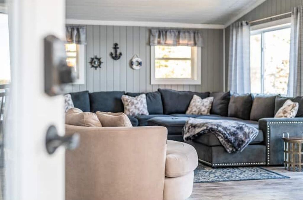 Photo of Livingroom in East Corinth