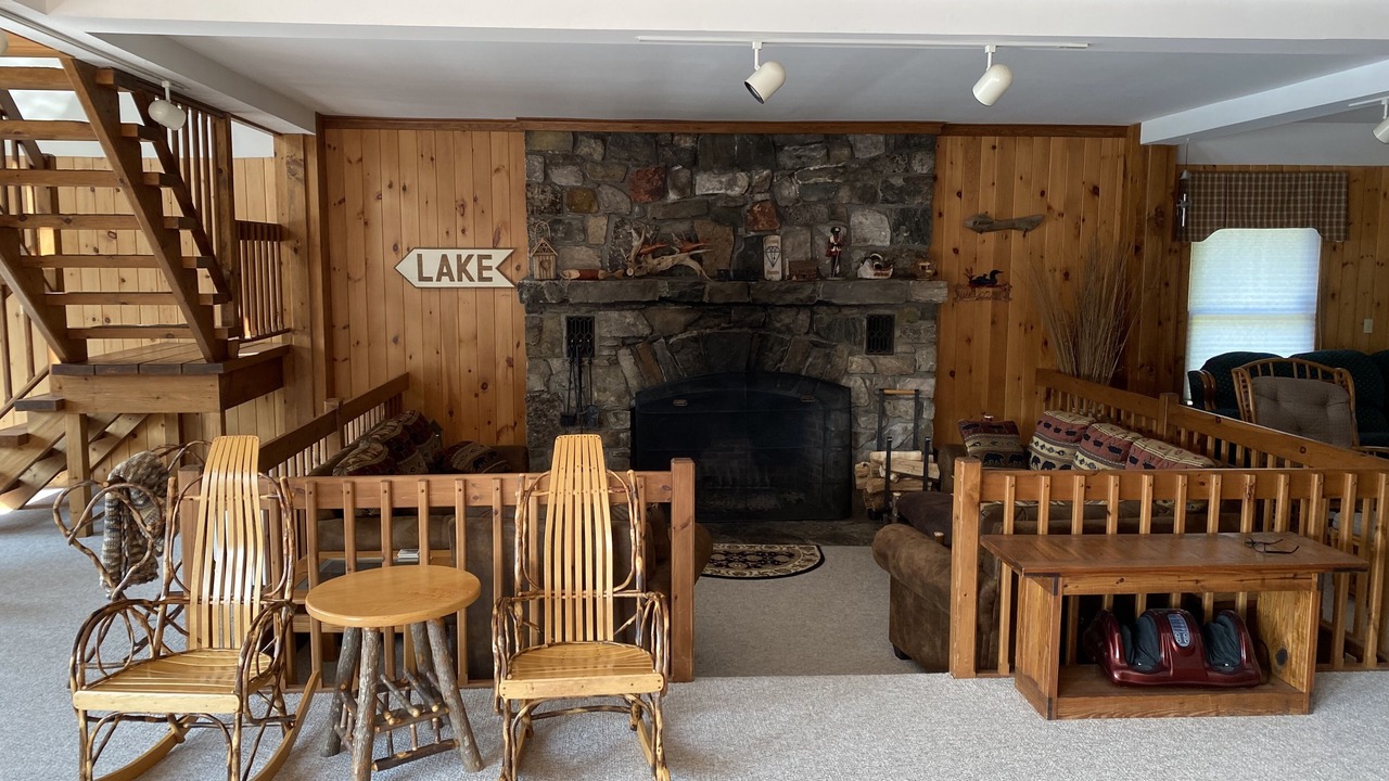 Photo of Livingroom in Lake George