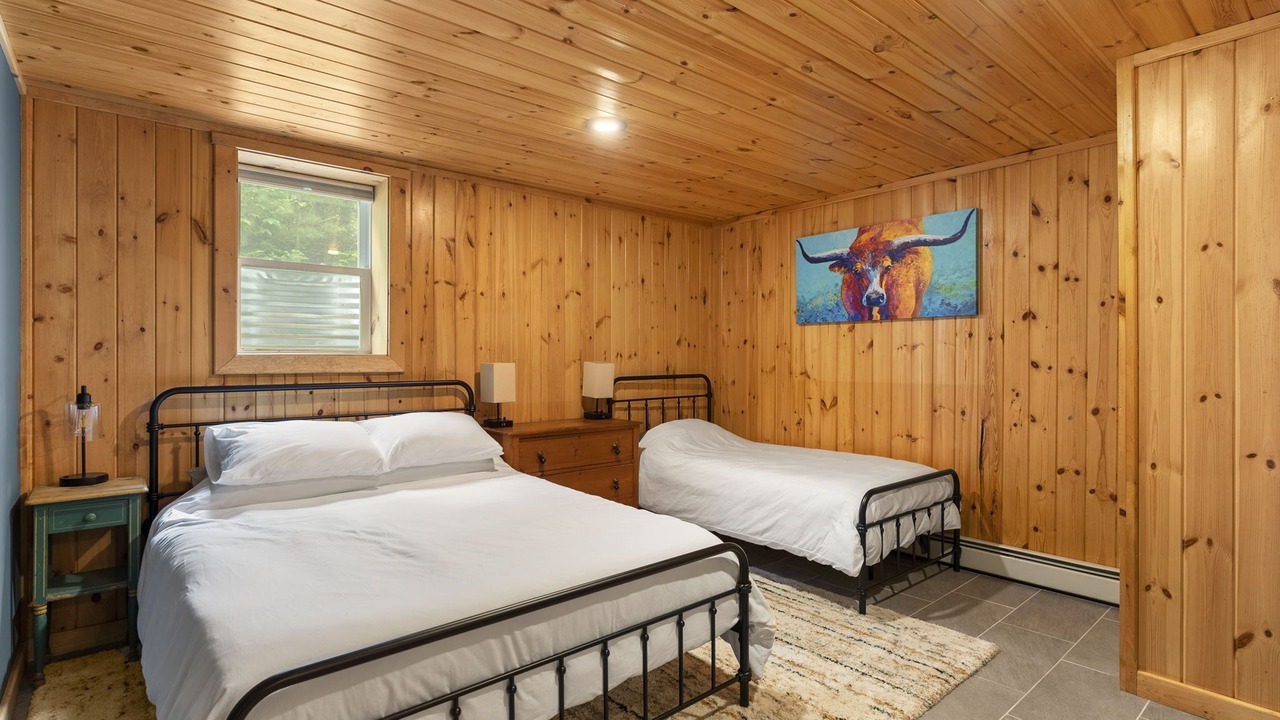 Photo of Bedroom in Greenwood