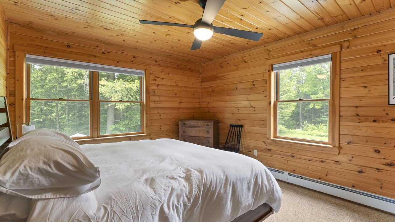 Photo of Bedroom in Greenwood