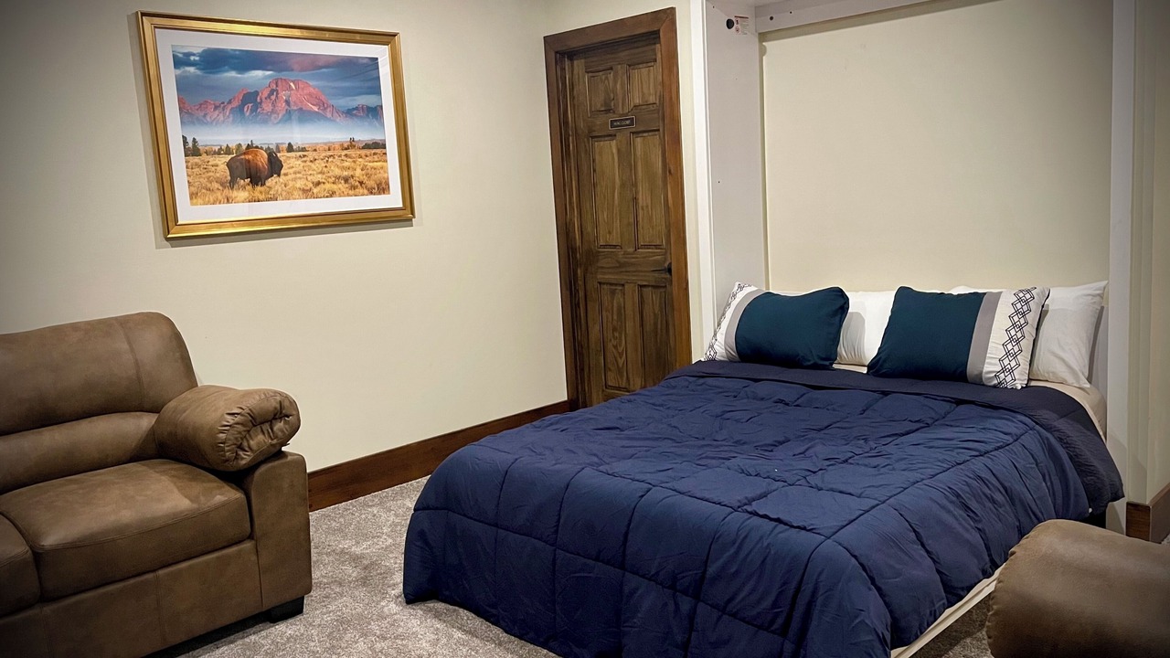 Photo of Bedroom in East Springfield
