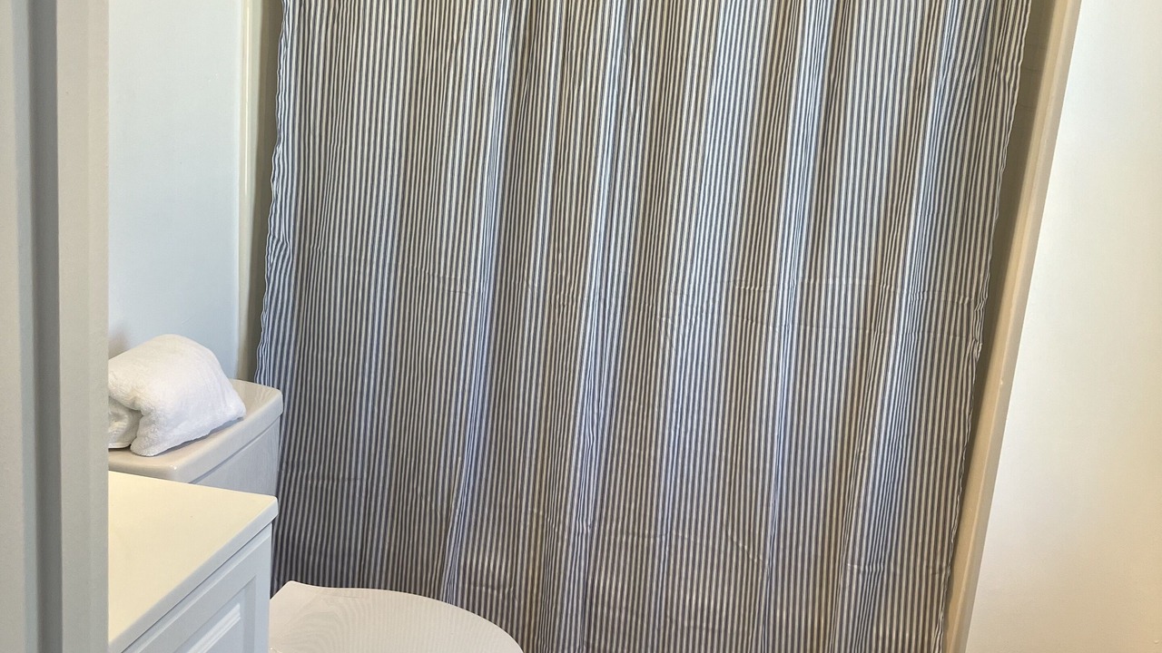 Photo of Bathroom in Caine Woods