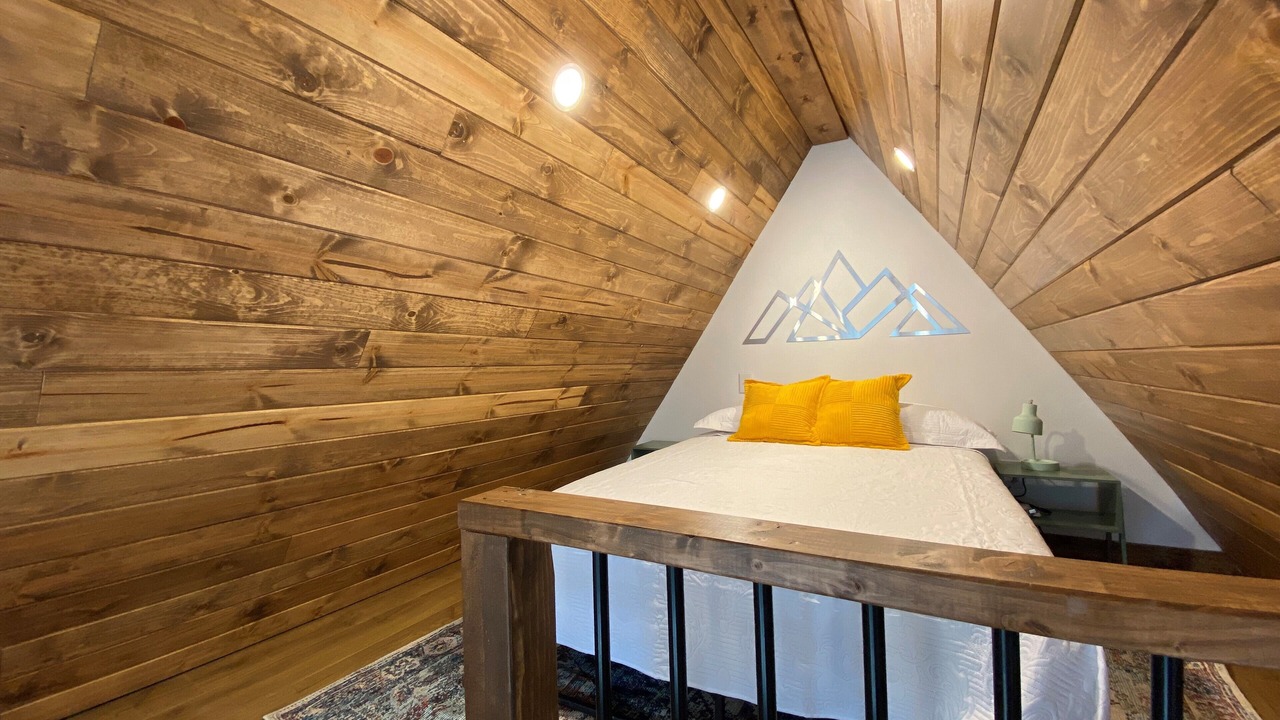Photo of Bedroom in Seward