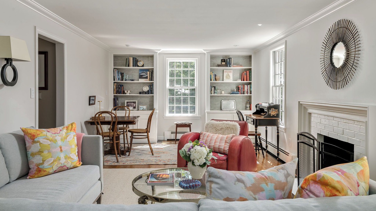 Photo of Livingroom in Cape Elizabeth