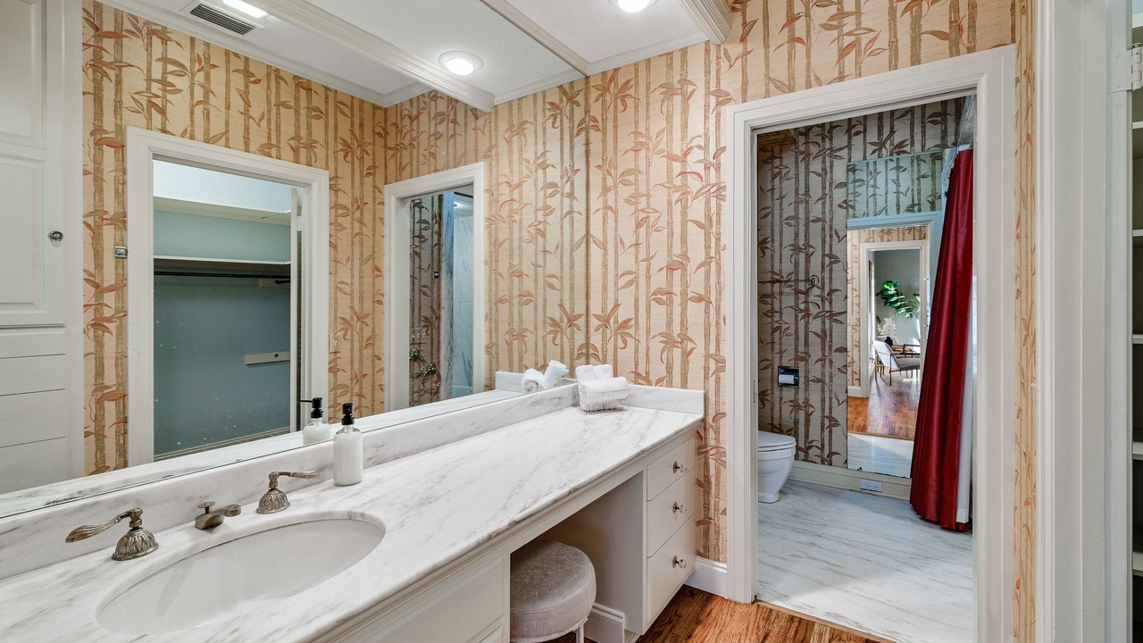 Photo of Bathroom in Gladewater