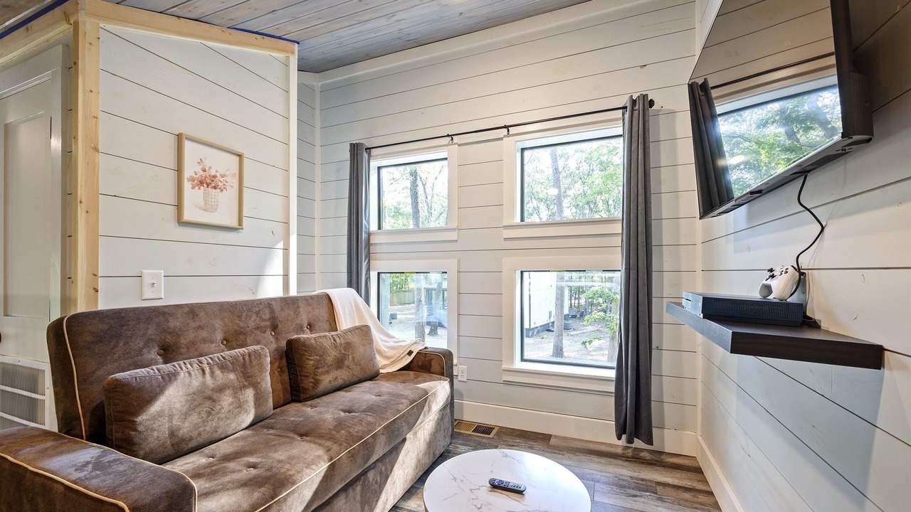 Photo of Livingroom in Hochatown