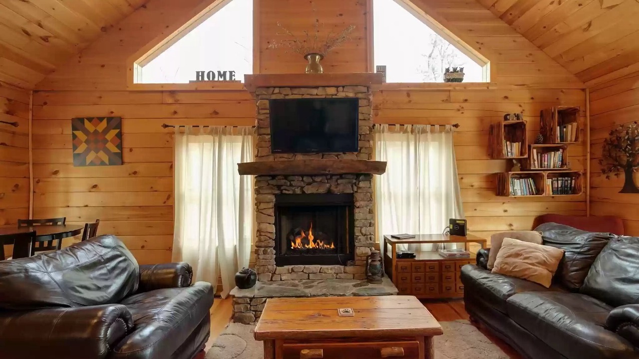 Photo of Livingroom in Lake Lure