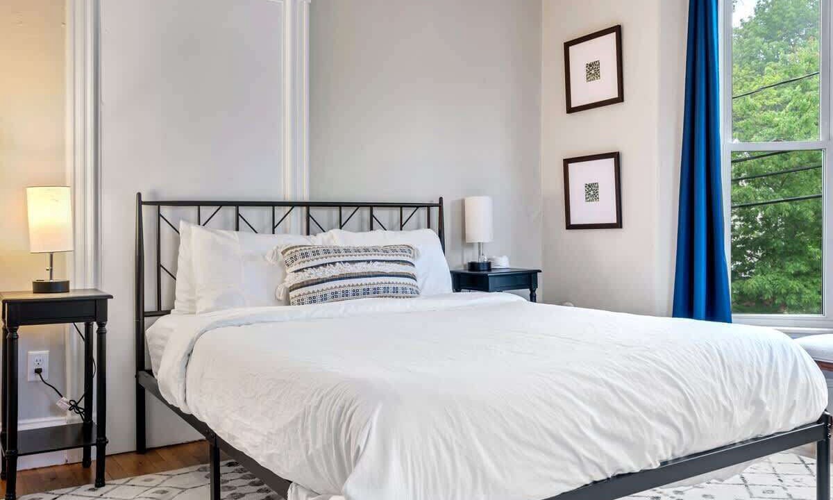 Photo of Bedroom in Westbrook