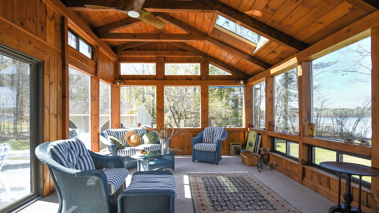 Photo of Livingroom in Harrison