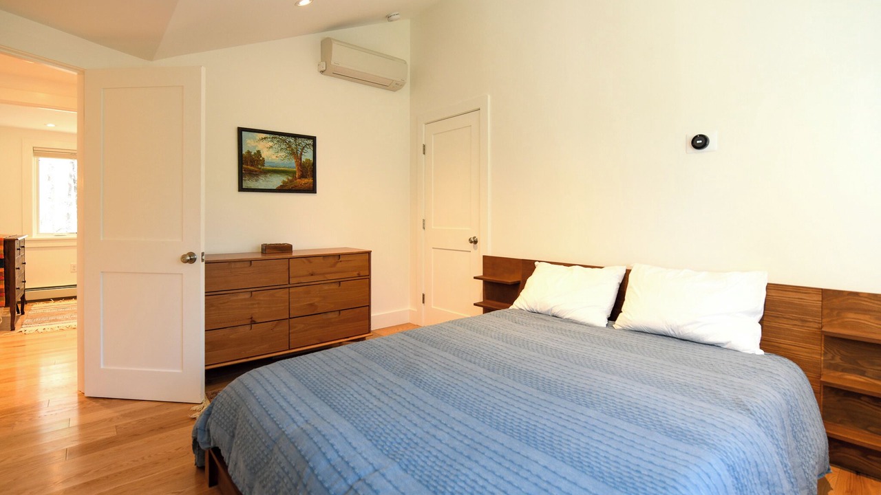 Photo of Bedroom in Harrison