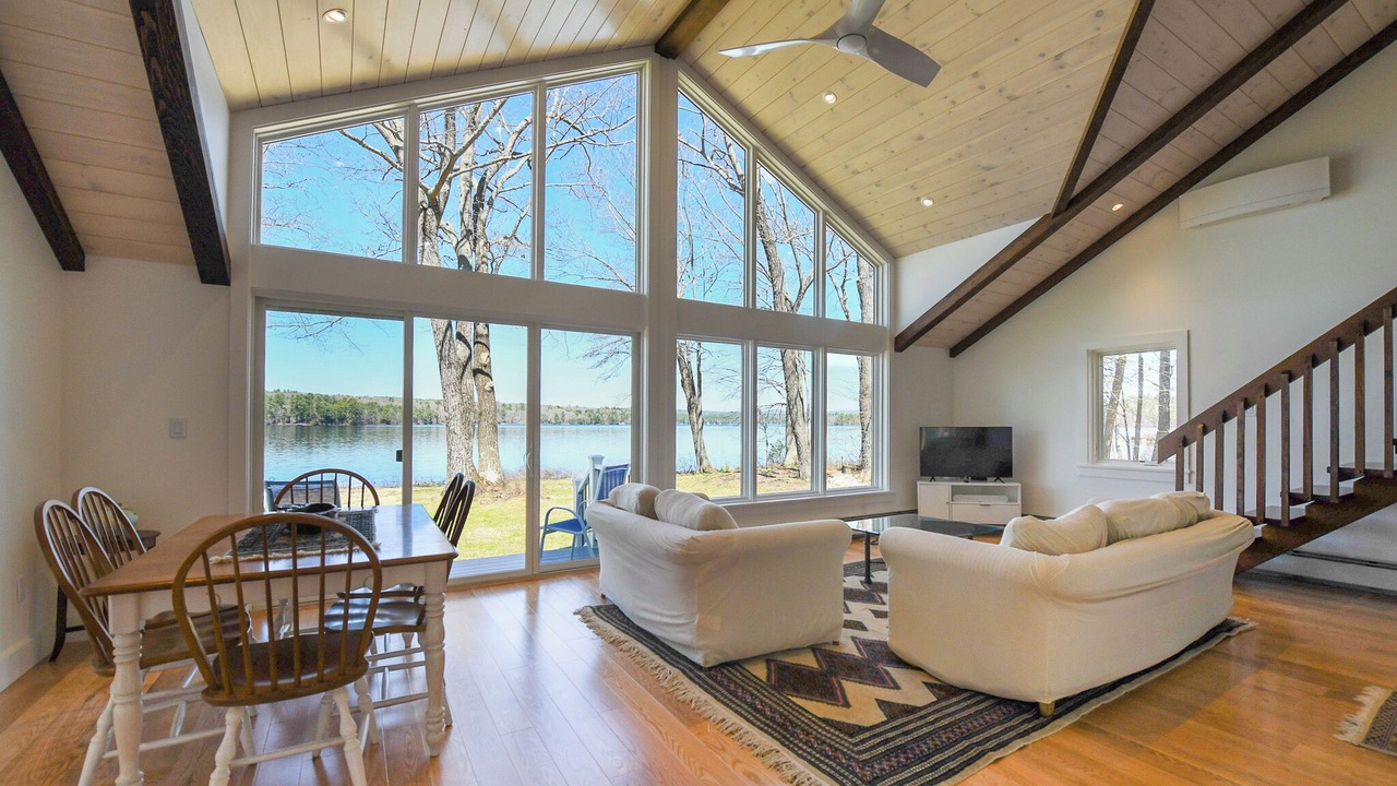 Photo of Livingroom in Harrison