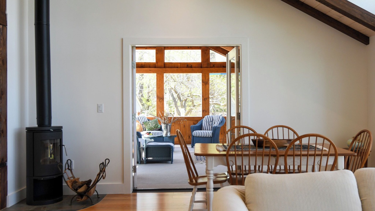 Photo of Livingroom in Harrison