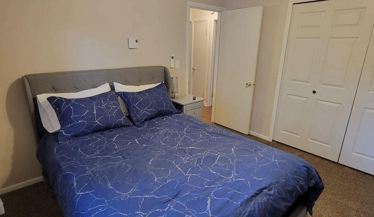 Photo of Bedroom in Conneaut