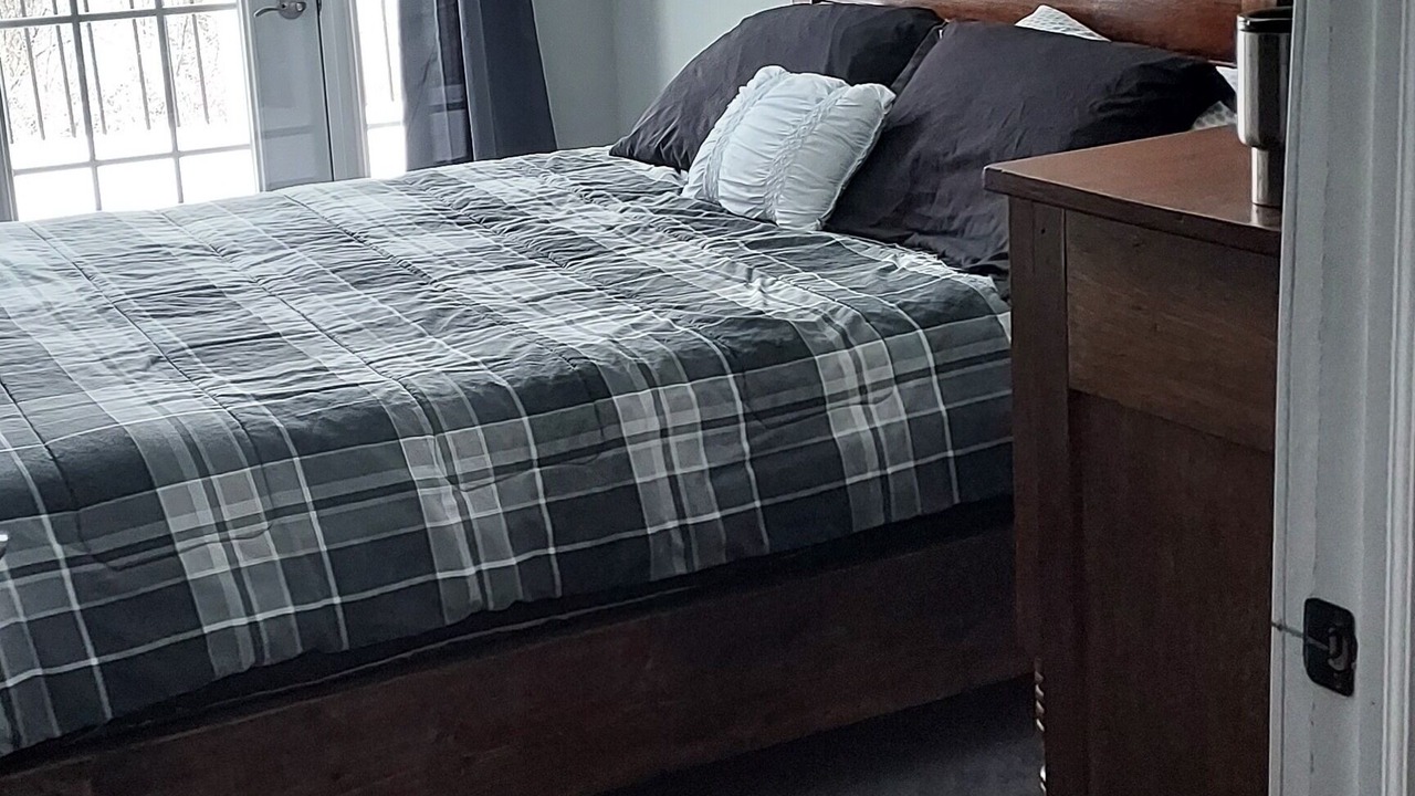 Photo of Bedroom in Alfred Station