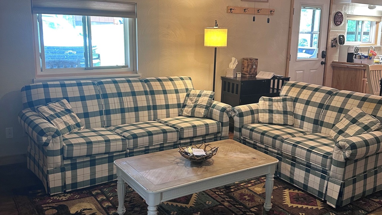 Photo of Livingroom in Clarington