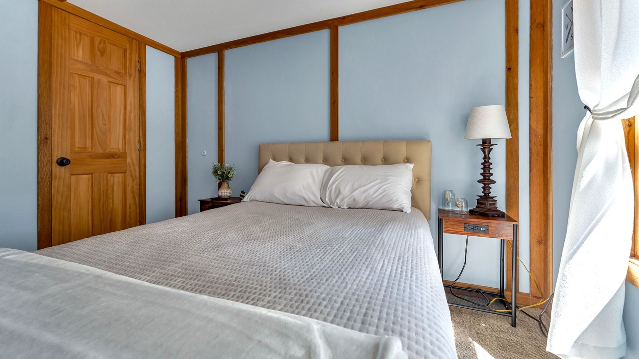 Photo of Bedroom in Deerfield