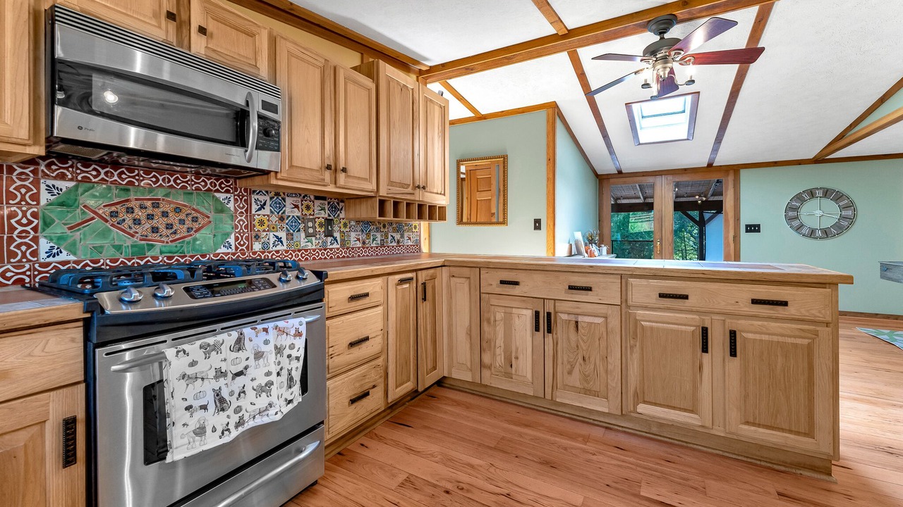 Photo of Kitchen in Deerfield
