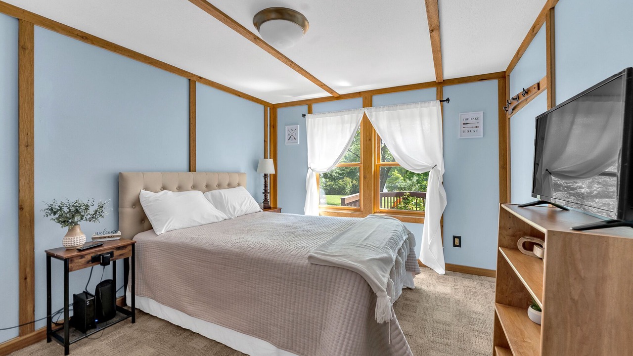 Photo of Bedroom in Deerfield