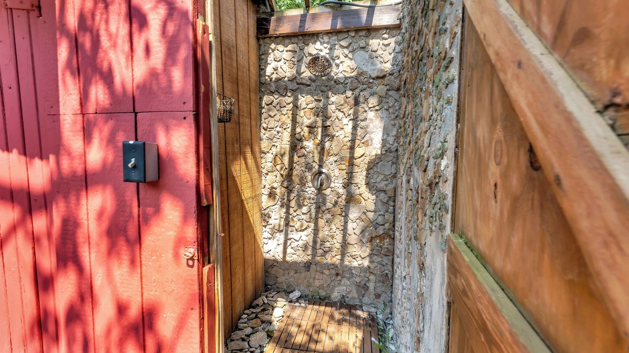 Photo of Outdoor in Deerfield