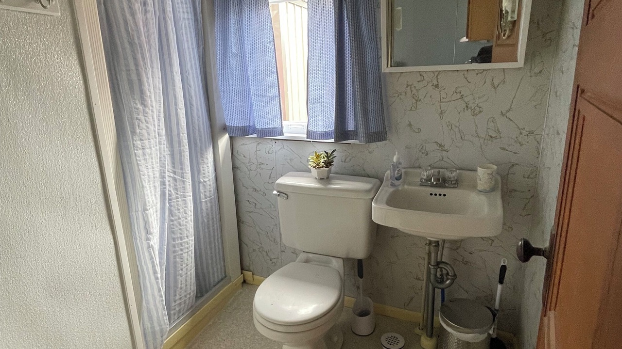 Photo of Bathroom in Canadohta Lake