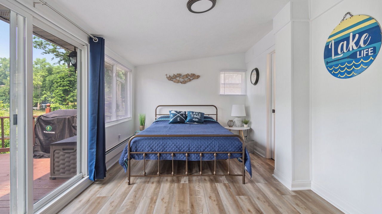 Photo of Bedroom in Portage Lakes