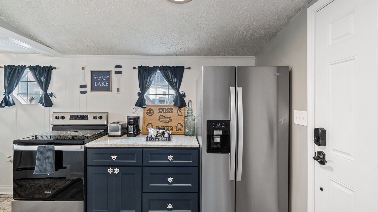 Photo of Kitchen in Portage Lakes