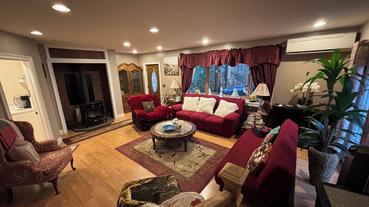 Photo of Livingroom in Rockport