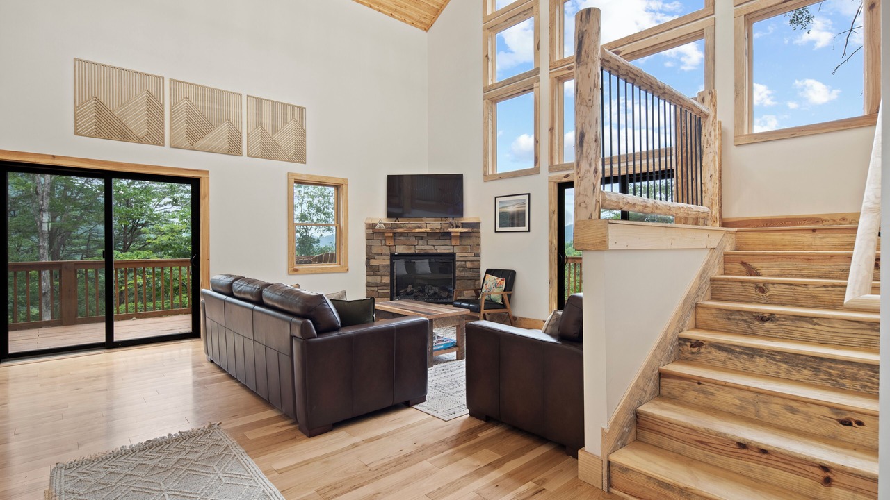 Photo of Livingroom in Lake Lure