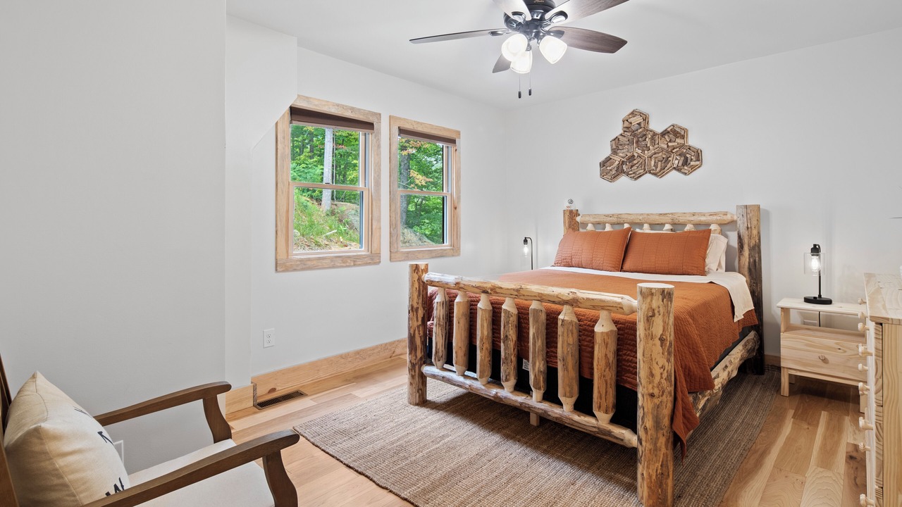 Photo of Bedroom in Lake Lure