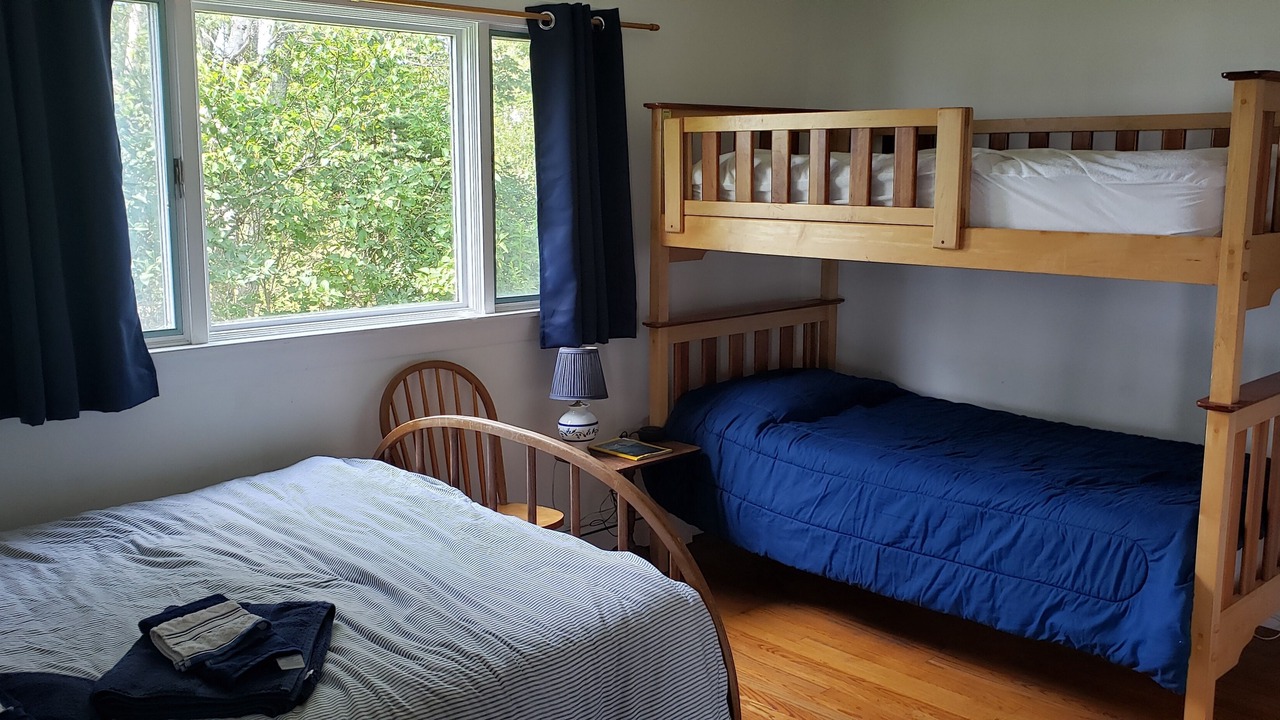 Photo of Bedroom in New Harbor
