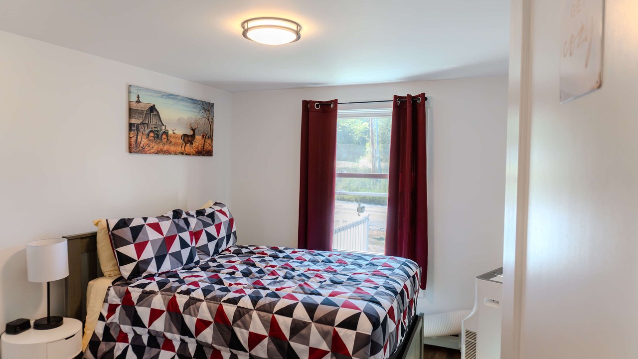 Photo of Bedroom in Ellsworth