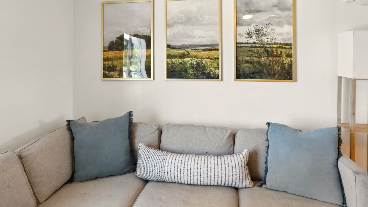 Photo of Livingroom in Hyrum