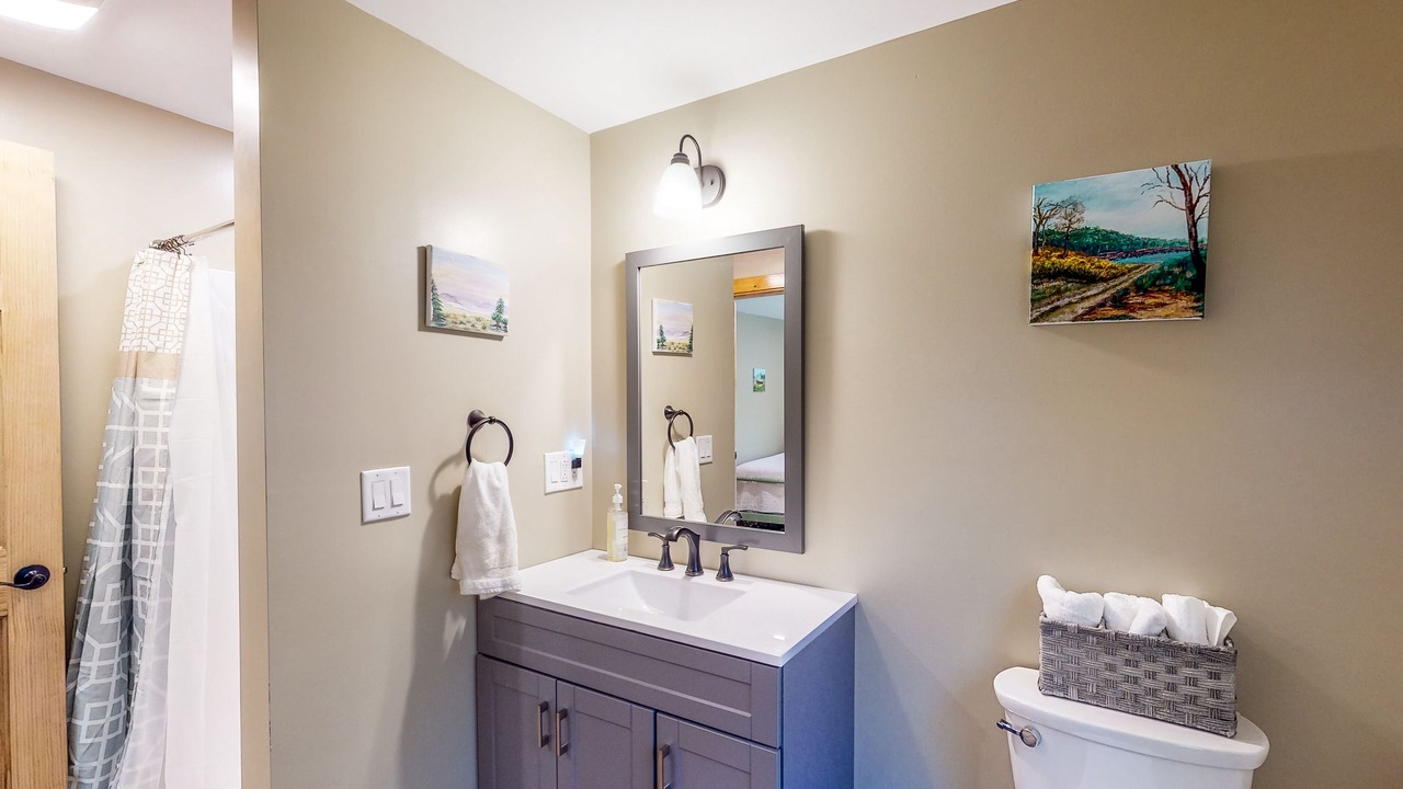 Photo of Bathroom in Roxbury